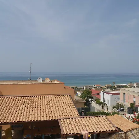Domus Vacanze Holiday home Alcamo